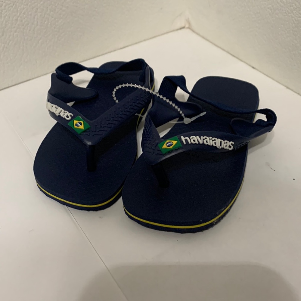 Havana as flip flops